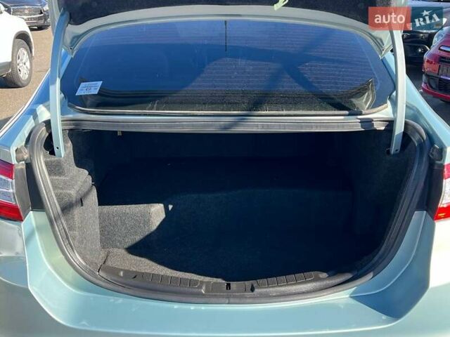 Серый Форд Фьюжн, объемом двигателя 2 л и пробегом 181 тыс. км за 11499 $, фото 20 на Automoto.ua
