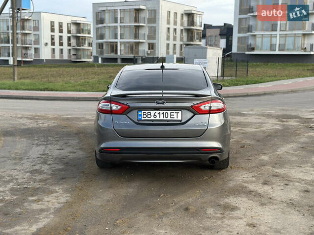 Серый Форд Фьюжн, объемом двигателя 2 л и пробегом 244 тыс. км за 9999 $, фото 6 на Automoto.ua