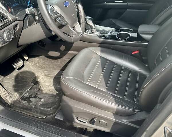 Форд Фьюжн 2013 в Дубно на Automoto.ua Серый Форд Фьюжн, объемом двигателя 2 л и пробегом 190 тыс. км за 8500 $, фото 8 на Automoto.ua