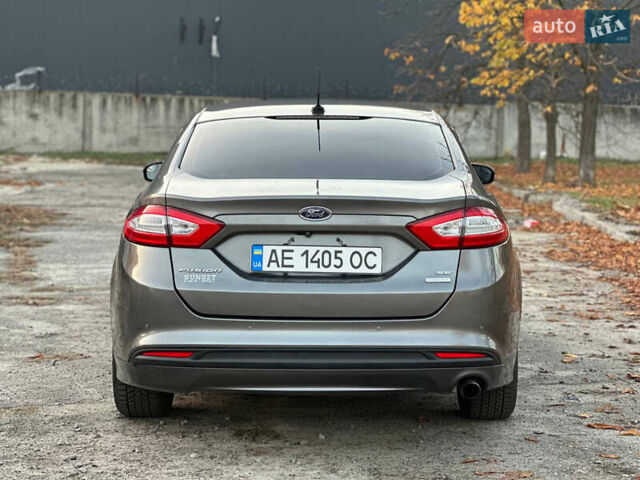 Сірий Форд Фьюжен, об'ємом двигуна 1.5 л та пробігом 250 тис. км за 7600 $, фото 4 на Automoto.ua