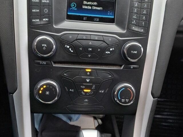 Сірий Форд Фьюжен, об'ємом двигуна 2.5 л та пробігом 198 тис. км за 9800 $, фото 9 на Automoto.ua