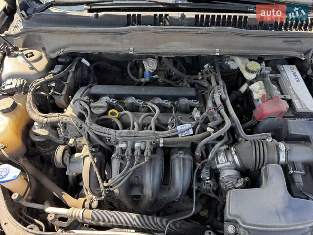 Сірий Форд Фьюжен, об'ємом двигуна 2.4 л та пробігом 200 тис. км за 9000 $, фото 25 на Automoto.ua