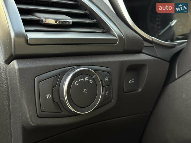 Серый Форд Фьюжн, объемом двигателя 2 л и пробегом 104 тыс. км за 10800 $, фото 15 на Automoto.ua
