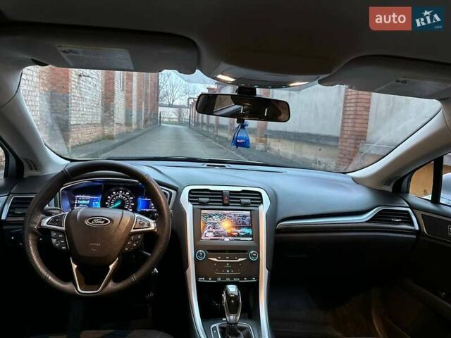 Серый Форд Фьюжн, объемом двигателя 1.6 л и пробегом 255 тыс. км за 8499 $, фото 42 на Automoto.ua