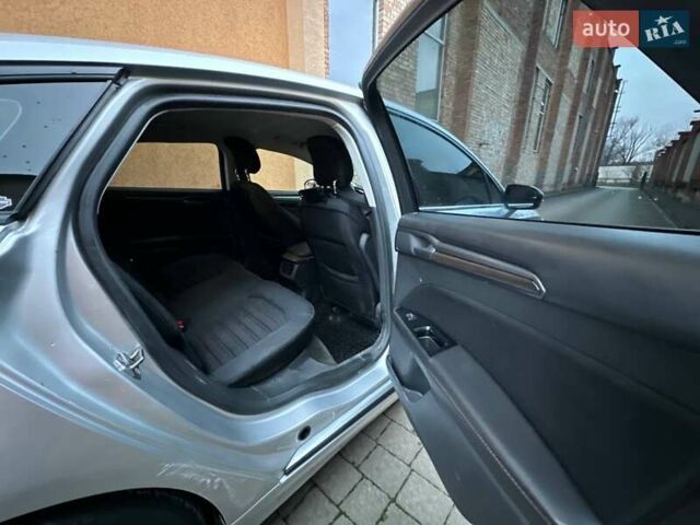 Серый Форд Фьюжн, объемом двигателя 1.6 л и пробегом 255 тыс. км за 8499 $, фото 37 на Automoto.ua