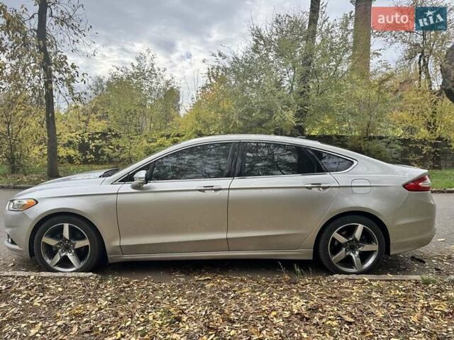 Форд Фьюжн 2013 в Кривом Роге на Automoto.ua Серый Форд Фьюжн, объемом двигателя 2 л и пробегом 226 тыс. км за 11000 $, фото 5 на Automoto.ua