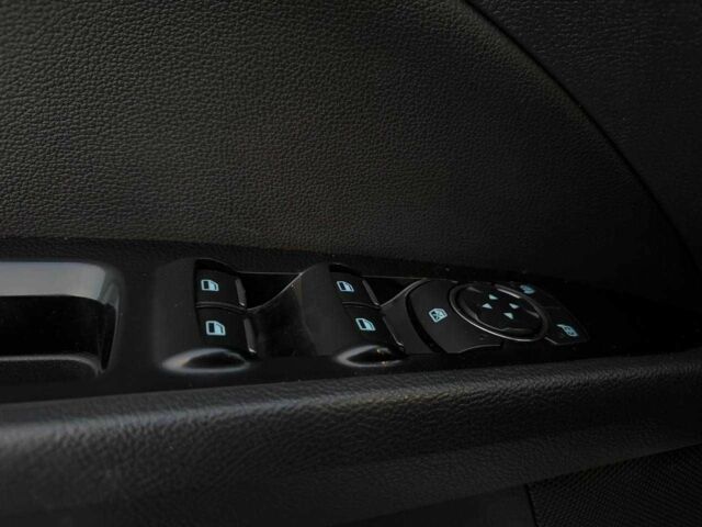 Сірий Форд Фьюжен, об'ємом двигуна 0 л та пробігом 223 тис. км за 9990 $, фото 16 на Automoto.ua