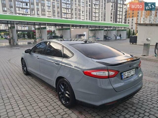 Сірий Форд Фьюжен, об'ємом двигуна 1.6 л та пробігом 258 тис. км за 9000 $, фото 3 на Automoto.ua