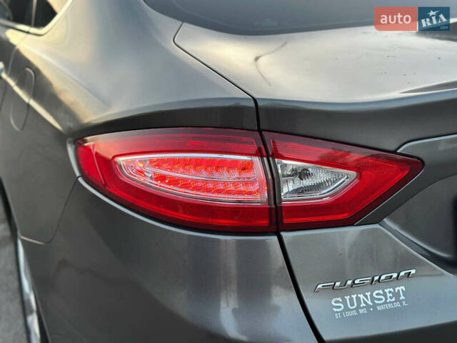 Сірий Форд Фьюжен, об'ємом двигуна 1.5 л та пробігом 250 тис. км за 7600 $, фото 32 на Automoto.ua