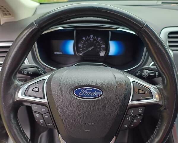 Сірий Форд Фьюжен, об'ємом двигуна 2 л та пробігом 231 тис. км за 10900 $, фото 16 на Automoto.ua