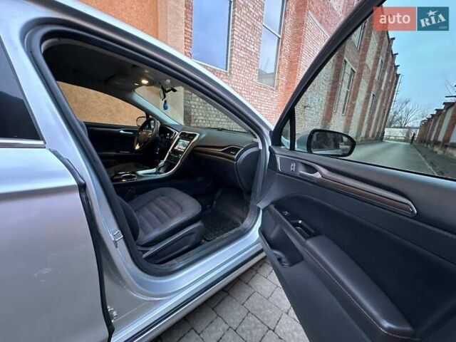 Серый Форд Фьюжн, объемом двигателя 1.6 л и пробегом 255 тыс. км за 8499 $, фото 39 на Automoto.ua