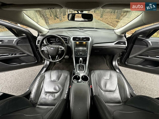 Сірий Форд Фьюжен, об'ємом двигуна 2 л та пробігом 250 тис. км за 7400 $, фото 24 на Automoto.ua