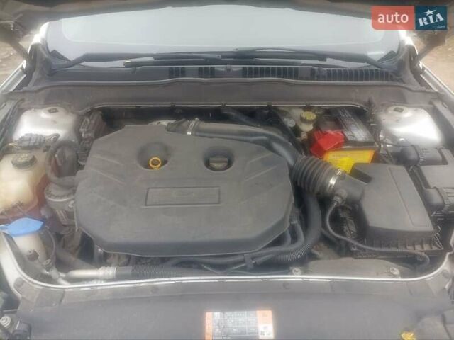 Серый Форд Фьюжн, объемом двигателя 2 л и пробегом 196 тыс. км за 11500 $, фото 6 на Automoto.ua