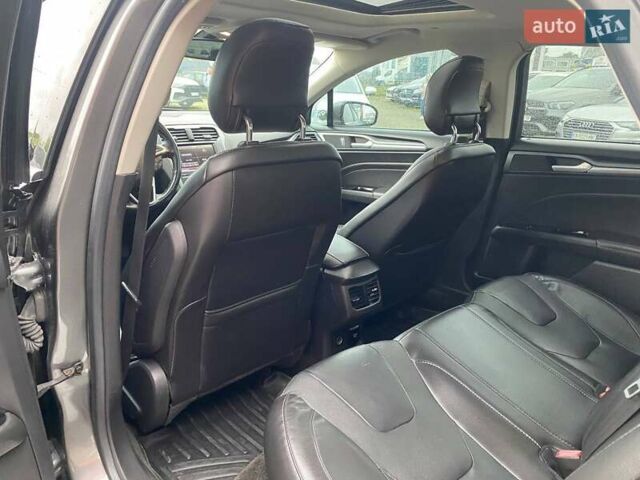Серый Форд Фьюжн, объемом двигателя 2 л и пробегом 231 тыс. км за 11500 $, фото 19 на Automoto.ua