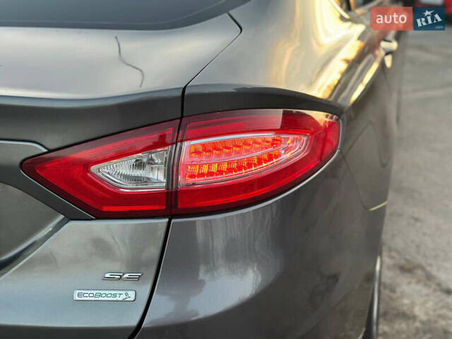 Сірий Форд Фьюжен, об'ємом двигуна 1.5 л та пробігом 250 тис. км за 7600 $, фото 33 на Automoto.ua