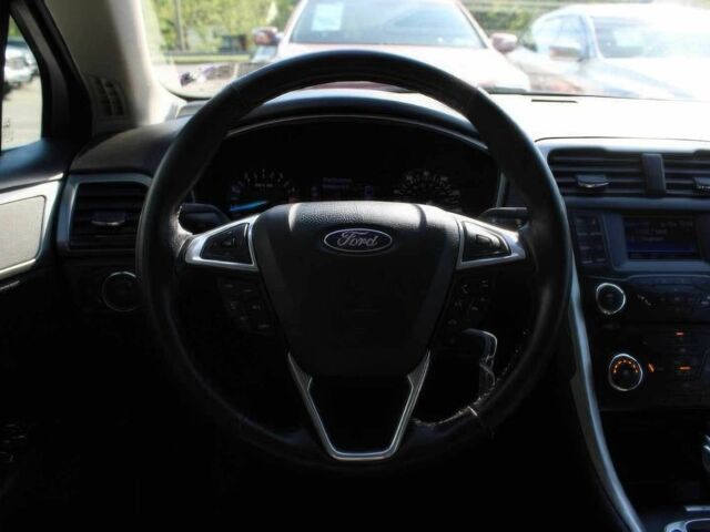 Сірий Форд Фьюжен, об'ємом двигуна 1.6 л та пробігом 140 тис. км за 8200 $, фото 17 на Automoto.ua