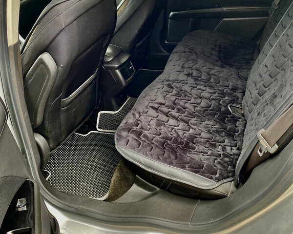 Сірий Форд Фьюжен, об'ємом двигуна 2.49 л та пробігом 225 тис. км за 8600 $, фото 6 на Automoto.ua