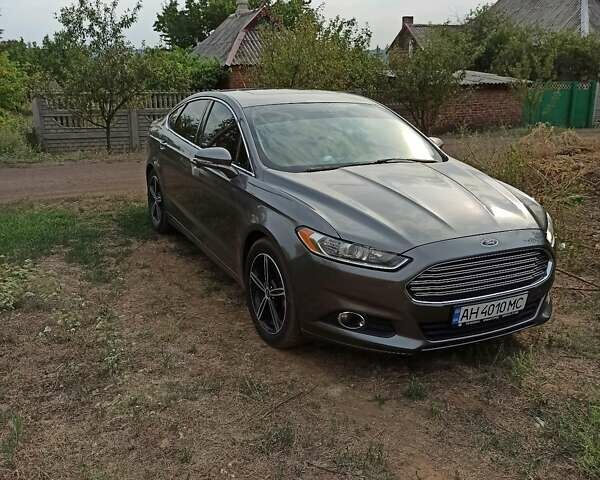 Сірий Форд Фьюжен, об'ємом двигуна 1.6 л та пробігом 290 тис. км за 9620 $, фото 9 на Automoto.ua