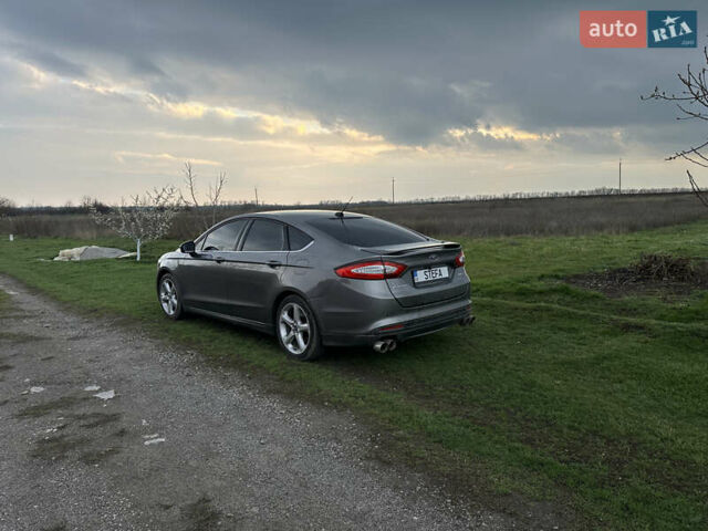 Сірий Форд Фьюжен, об'ємом двигуна 2.49 л та пробігом 211 тис. км за 9200 $, фото 10 на Automoto.ua