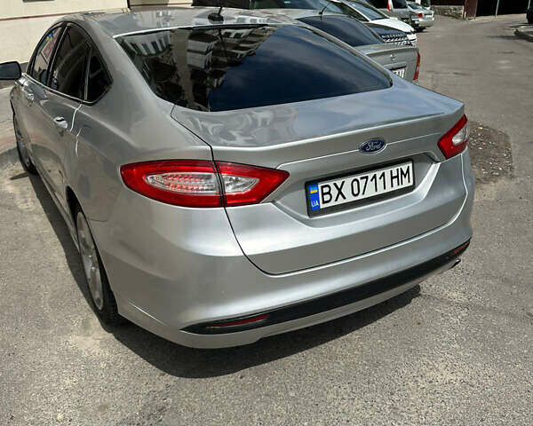 Форд Фьюжн 2013 в Хмельницком на Automoto.ua Серый Форд Фьюжн, объемом двигателя 2.5 л и пробегом 221 тыс. км за 8700 $, фото 3 на Automoto.ua