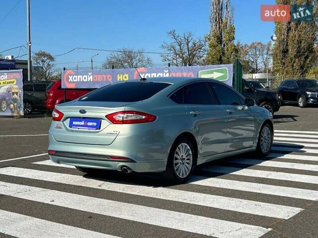 Серый Форд Фьюжн, объемом двигателя 2 л и пробегом 181 тыс. км за 11499 $, фото 4 на Automoto.ua