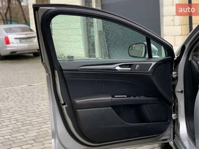 Сірий Форд Фьюжен, об'ємом двигуна 1.6 л та пробігом 138 тис. км за 8500 $, фото 4 на Automoto.ua