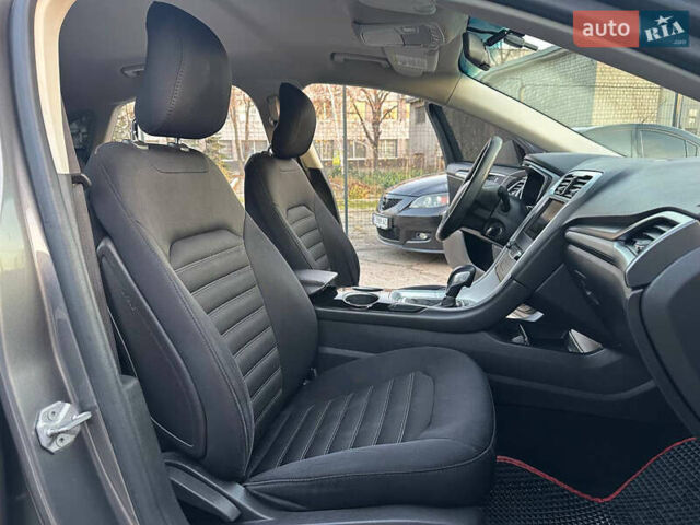 Сірий Форд Фьюжен, об'ємом двигуна 1.5 л та пробігом 250 тис. км за 7600 $, фото 25 на Automoto.ua