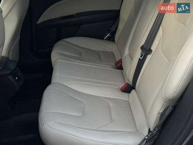 Серый Форд Фьюжн, объемом двигателя 2 л и пробегом 104 тыс. км за 10800 $, фото 29 на Automoto.ua