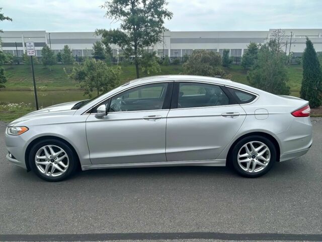 Сірий Форд Фьюжен, об'ємом двигуна 1.6 л та пробігом 156 тис. км за 7900 $, фото 2 на Automoto.ua