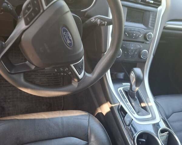 Сірий Форд Фьюжен, об'ємом двигуна 2.49 л та пробігом 200 тис. км за 8200 $, фото 10 на Automoto.ua