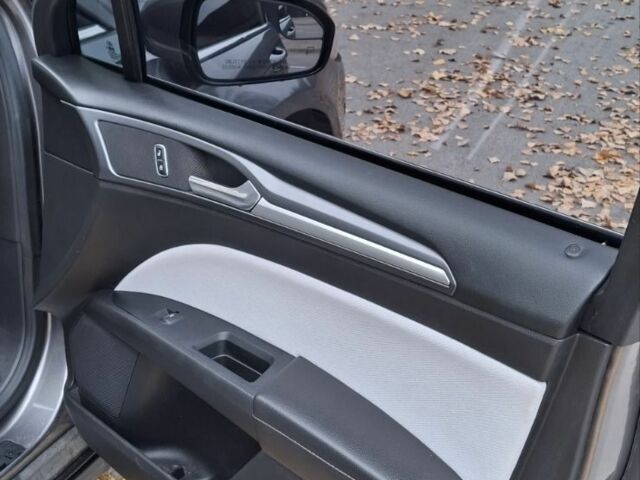 Сірий Форд Фьюжен, об'ємом двигуна 2.5 л та пробігом 198 тис. км за 9800 $, фото 11 на Automoto.ua