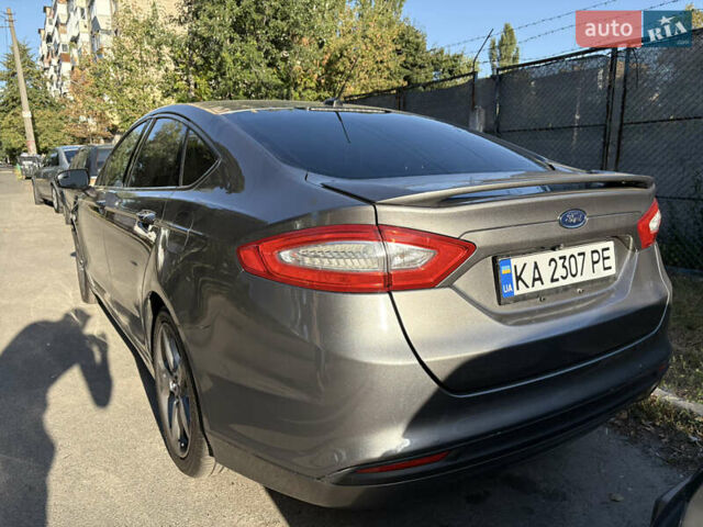 Сірий Форд Фьюжен, об'ємом двигуна 1.6 л та пробігом 158 тис. км за 9500 $, фото 10 на Automoto.ua