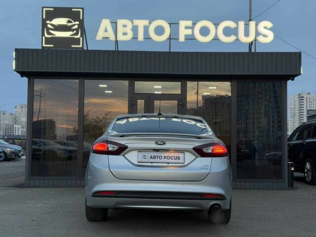 Сірий Форд Фьюжен, об'ємом двигуна 0 л та пробігом 223 тис. км за 9990 $, фото 6 на Automoto.ua