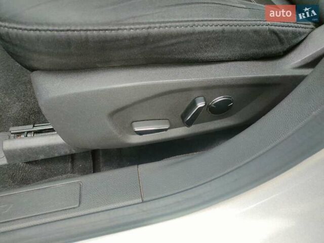 Серый Форд Фьюжн, объемом двигателя 1.6 л и пробегом 232 тыс. км за 8300 $, фото 15 на Automoto.ua