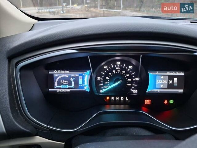 Форд Фьюжн 2013 в Киеве на Automoto.ua Серый Форд Фьюжн, объемом двигателя 2 л и пробегом 274 тыс. км за 11800 $, фото 4 на Automoto.ua