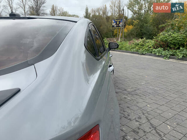 Форд Фьюжн 2013 в Надворной на Automoto.ua Серый Форд Фьюжн, объемом двигателя 1.6 л и пробегом 258 тыс. км за 8500 $, фото 9 на Automoto.ua