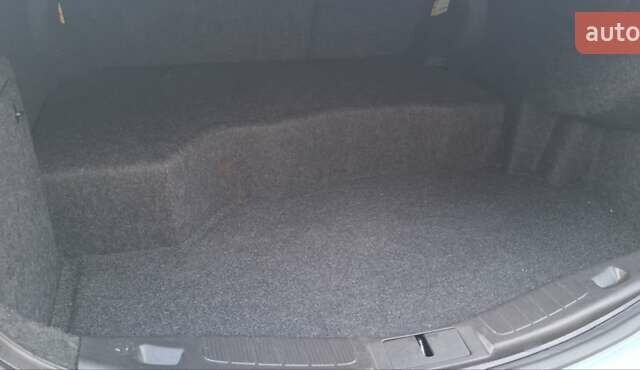 Серый Форд Фьюжн, объемом двигателя 2 л и пробегом 180 тыс. км за 10700 $, фото 16 на Automoto.ua