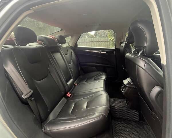 Форд Фьюжн 2013 в Харькове на Automoto.ua Серый Форд Фьюжн, объемом двигателя 2 л и пробегом 111 тыс. км за 14100 $, фото 8 на Automoto.ua