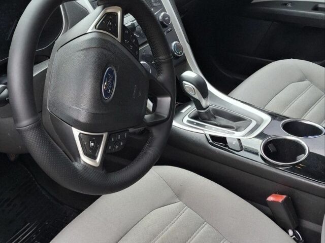 Сірий Форд Фьюжен, об'ємом двигуна 2.5 л та пробігом 198 тис. км за 9800 $, фото 5 на Automoto.ua