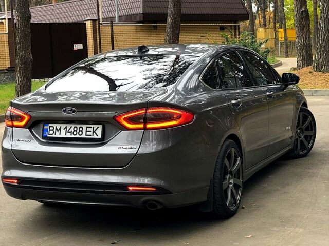 Сірий Форд Фьюжен, об'ємом двигуна 2 л та пробігом 204 тис. км за 13000 $, фото 5 на Automoto.ua