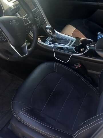 Серый Форд Фьюжн, объемом двигателя 1.6 л и пробегом 179 тыс. км за 10500 $, фото 5 на Automoto.ua