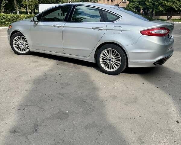 Форд Фьюжн 2013 в Дубно на Automoto.ua Серый Форд Фьюжн, объемом двигателя 2 л и пробегом 190 тыс. км за 8500 $, фото 2 на Automoto.ua