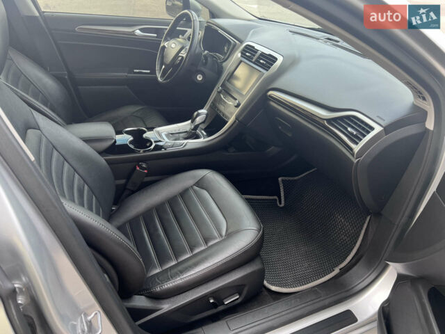 Серый Форд Фьюжн, объемом двигателя 2 л и пробегом 162 тыс. км за 12100 $, фото 19 на Automoto.ua