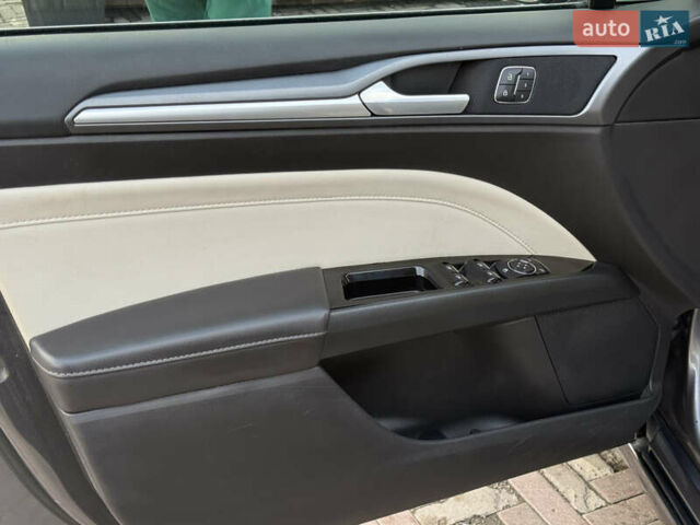 Серый Форд Фьюжн, объемом двигателя 2 л и пробегом 104 тыс. км за 10800 $, фото 11 на Automoto.ua