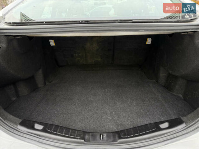 Серый Форд Фьюжн, объемом двигателя 2.49 л и пробегом 159 тыс. км за 9100 $, фото 17 на Automoto.ua