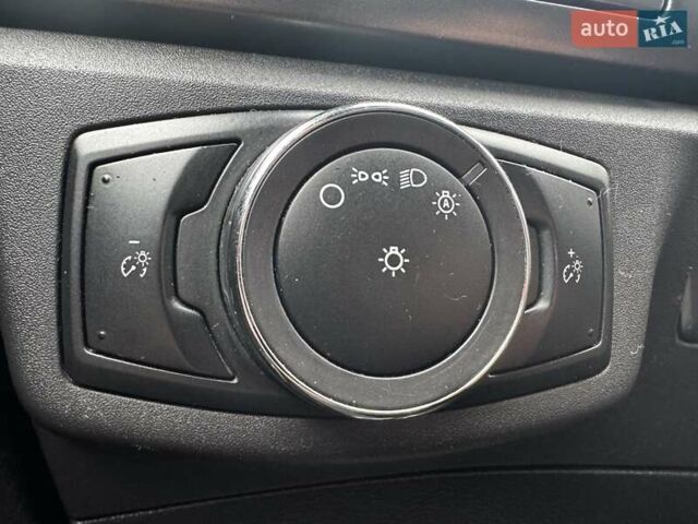 Серый Форд Фьюжн, объемом двигателя 2.5 л и пробегом 197 тыс. км за 7200 $, фото 21 на Automoto.ua