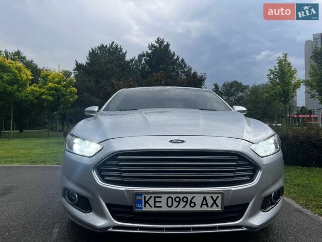 Сірий Форд Фьюжен, об'ємом двигуна 1.6 л та пробігом 218 тис. км за 8000 $, фото 2 на Automoto.ua