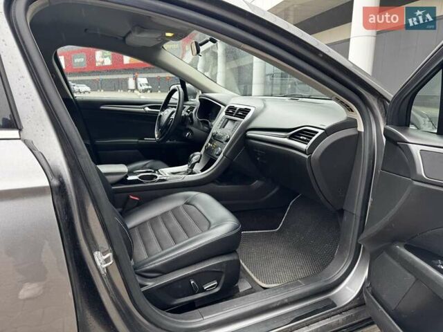 Серый Форд Фьюжн, объемом двигателя 2.5 л и пробегом 197 тыс. км за 7200 $, фото 13 на Automoto.ua