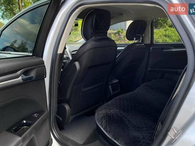 Серый Форд Фьюжн, объемом двигателя 2.5 л и пробегом 234 тыс. км за 8600 $, фото 13 на Automoto.ua