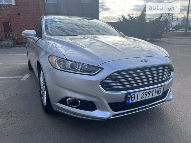 Форд Фьюжн 2013 в Полтаве на Automoto.ua Серый Форд Фьюжн, объемом двигателя 2 л и пробегом 162 тыс. км за 12300 $, фото 7 на Automoto.ua